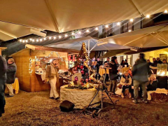 Weihnachtsmarkt im Bredershof
